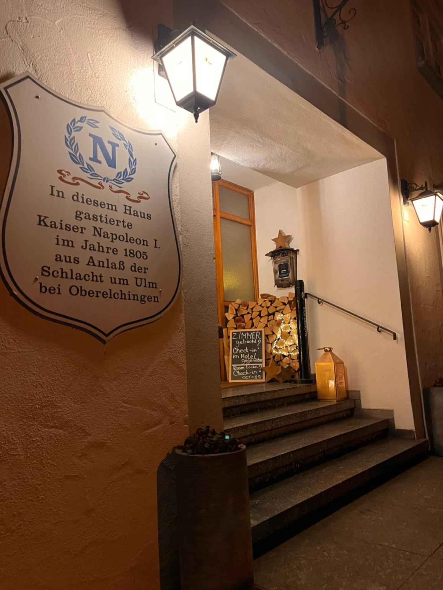 Gasthof Zum Ritter - A Cozy Historical Landmark Ulm Extérieur photo